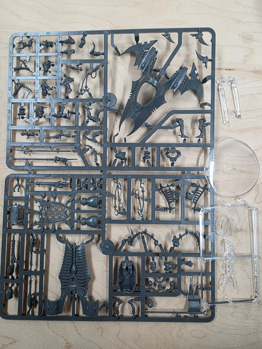 Drukhari Venom New on Sprue NOS Warhammer 40k No Box