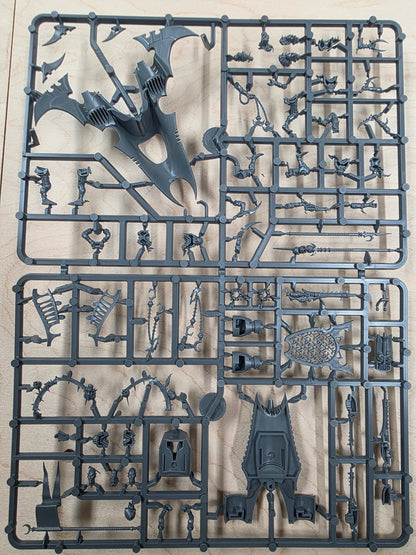Drukhari Venom New on Sprue NOS Warhammer 40k No Box