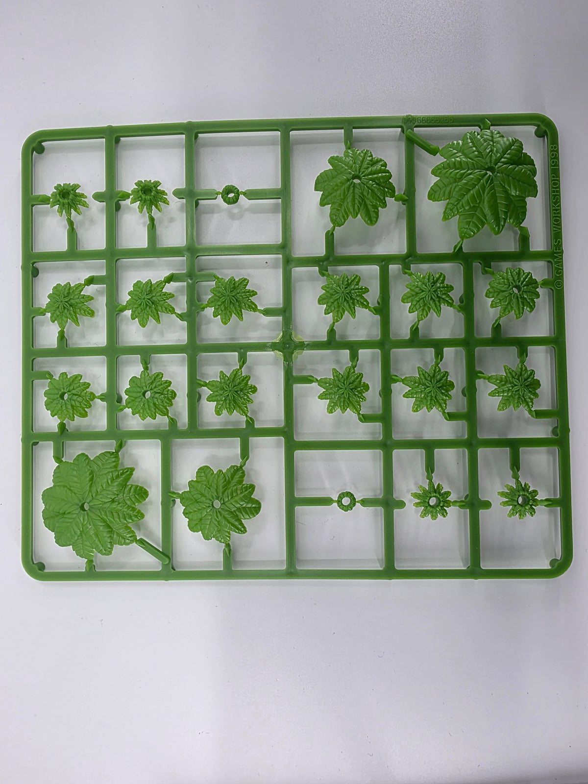 Warhammer Terrain 40k Jungle Trees on Sprues OOP Citadel