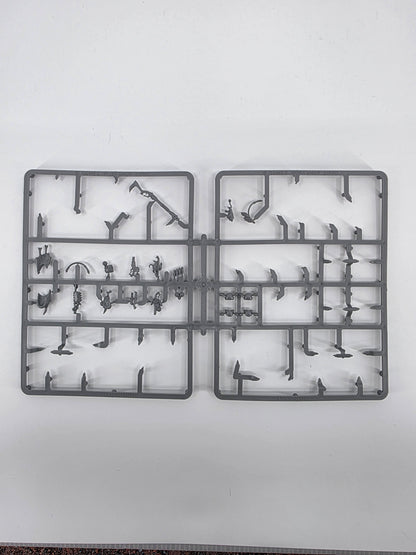 Warhammer 40k Kroot Carnivores Sprues Makes 8 Models No Bases OOP T'au GW