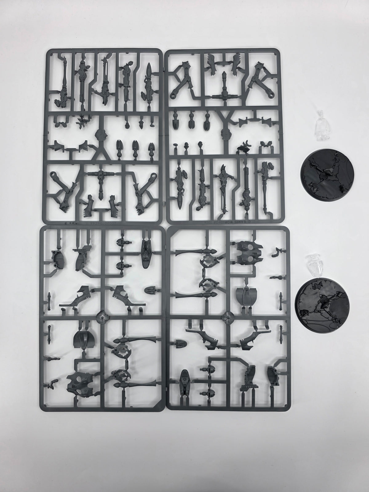 Warhammer 40K Aeldari/Eldar War Walker 2x Walkers NOS New on Sprue