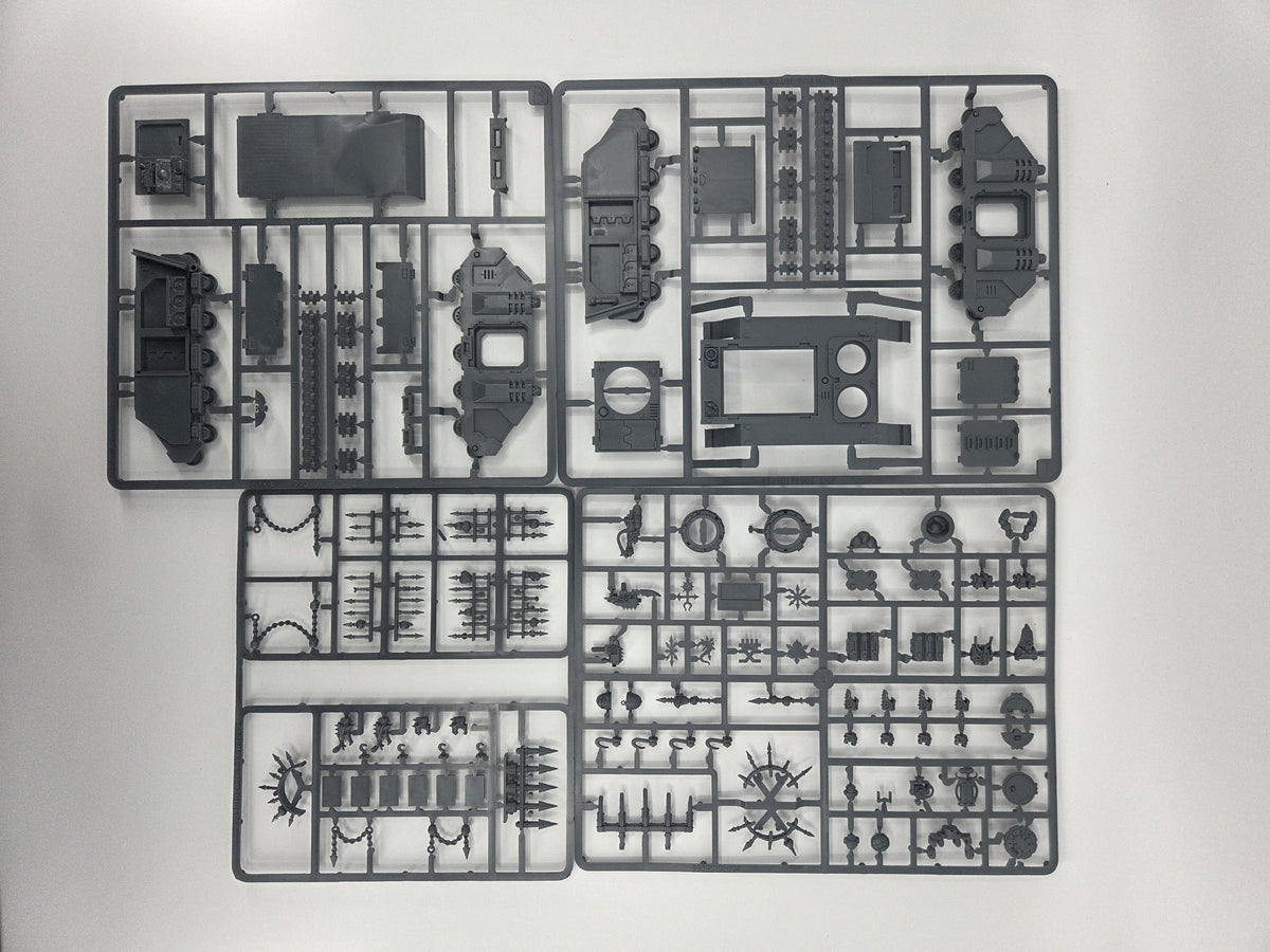 Warhammer 40K: Chaos Space Marines - CSM Rhino New On Sprue