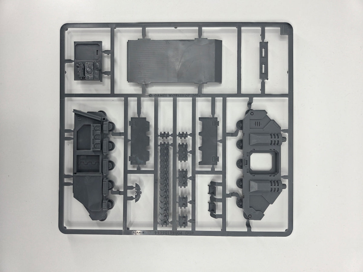 Warhammer 40K: Chaos Space Marines - CSM Rhino New On Sprue